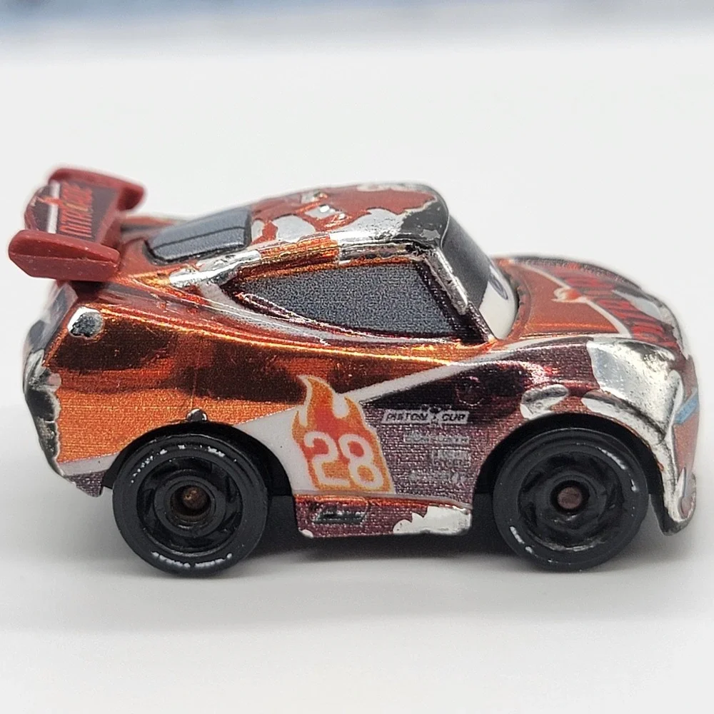 DISNEY 2017 PIXAR‎ CARS METALLIC TIM TREADLESS NITROADE #28 MINI RACERS DIECAST